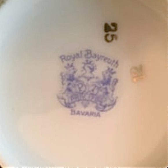 Royal Bayreuth Gilt China Floral Hatpin Holder or Vase w/Frog - Made in Germany - Picture 6 of 9